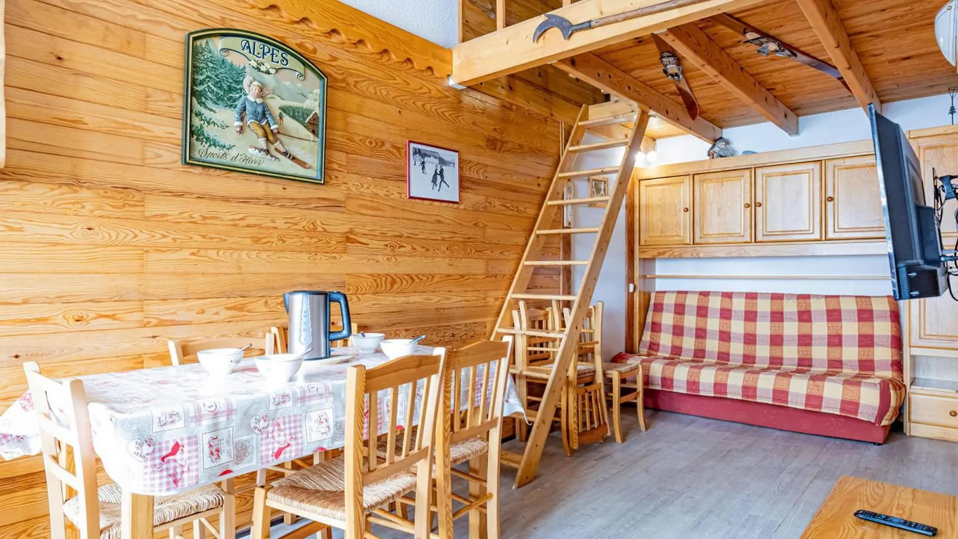 Duplex Confort Lambrisse 6 Pers Avec Ski Lockers - Fr-1-807-79 Saint-Francois-Longchamp 0*,  France
